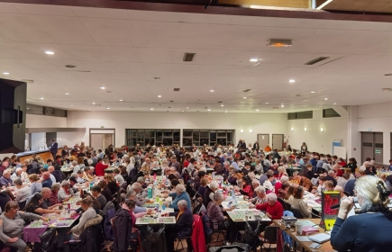 Loto à la salle des Fêtes de Ploubalay en faveur de l'association 
Steredenn  &lt;&gt;